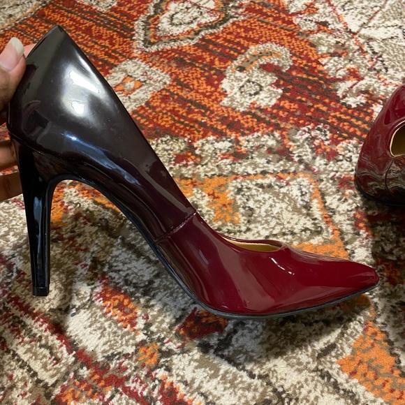 Christian Siriano Ombré Heels - Picture 4 of 5